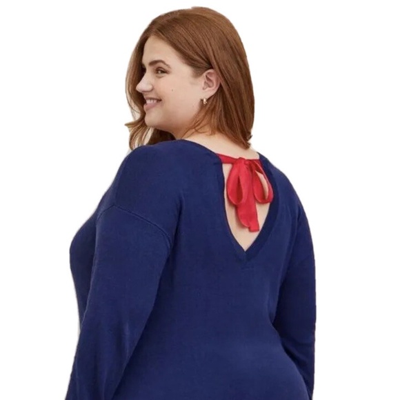 TORRID SWEATER - SNOW WHITE CHIFFON TIE BOW DETAIL PULLOVER SWEATER - DISNEY 1X - Picture 3 of 7
